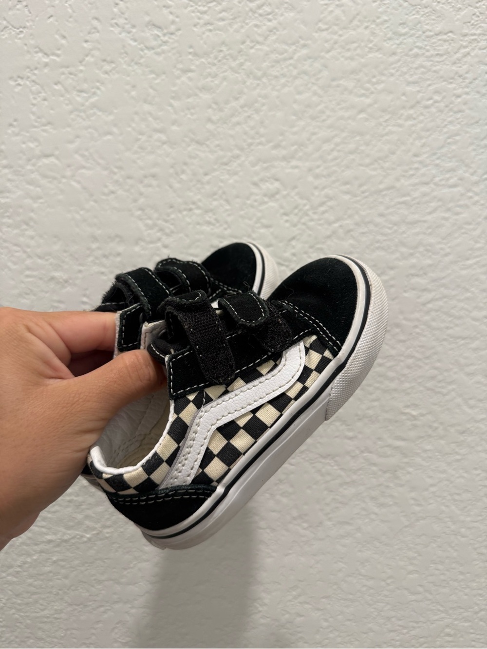 Kids Checkerboard vans Skate Sneakers - Black & White